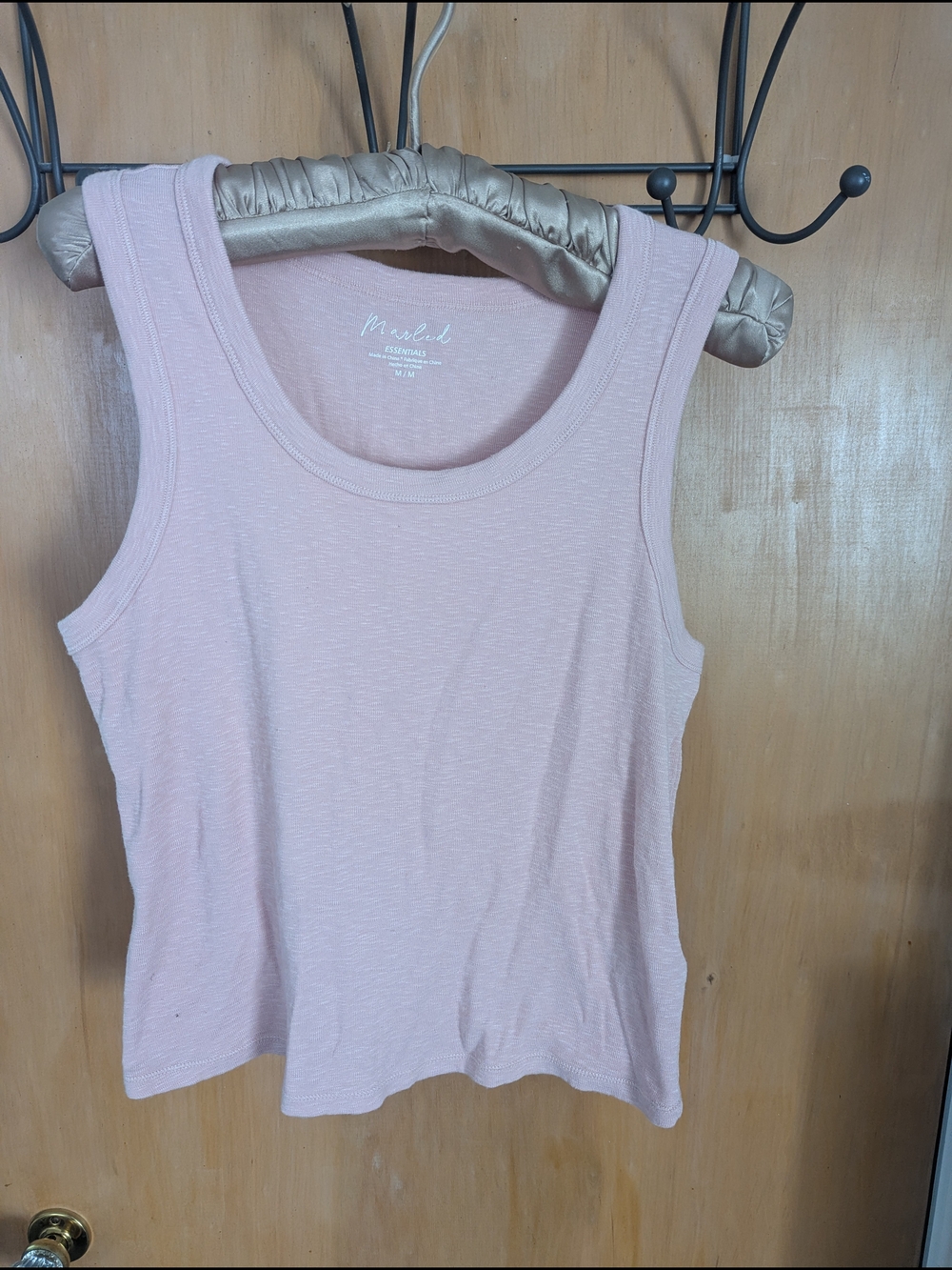 Women's Pretty Scoop Neck Tank Top - Soft Pink - Picture 4 of 4
